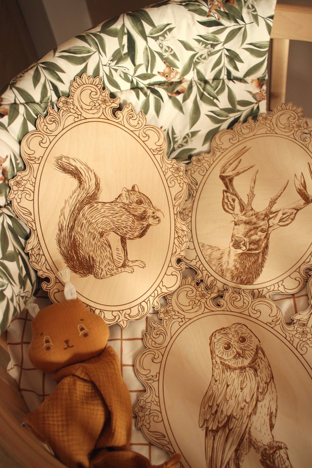 Set of 4 Engraved Forest Animals Pictures with Retro Frame